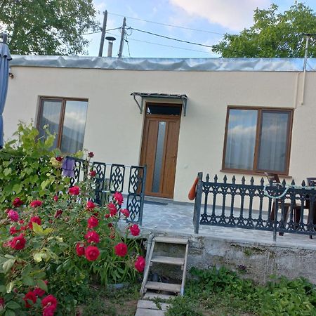 Bed and Breakfast Ana-Maria Bnb Татев Экстерьер фото