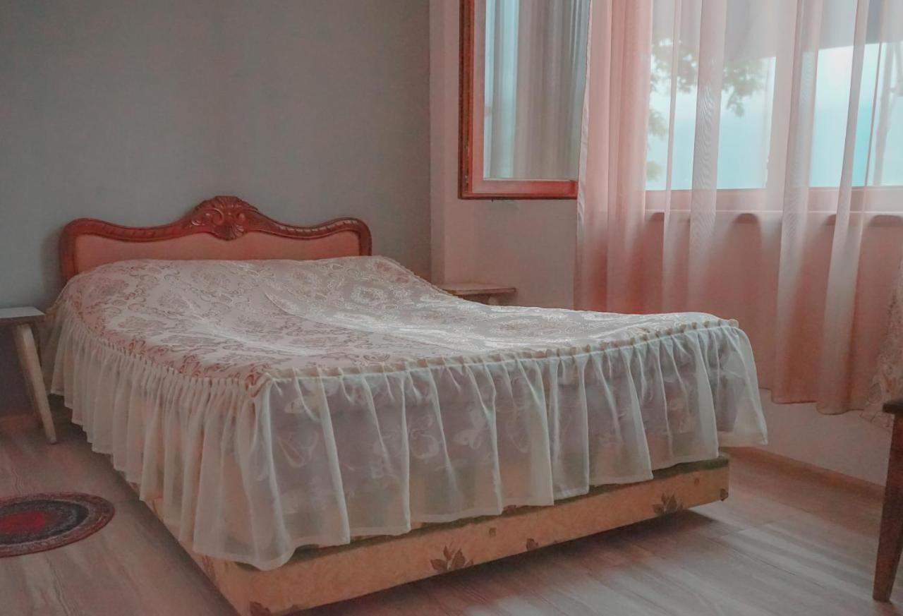 Bed and Breakfast Ana-Maria Bnb Татев Экстерьер фото